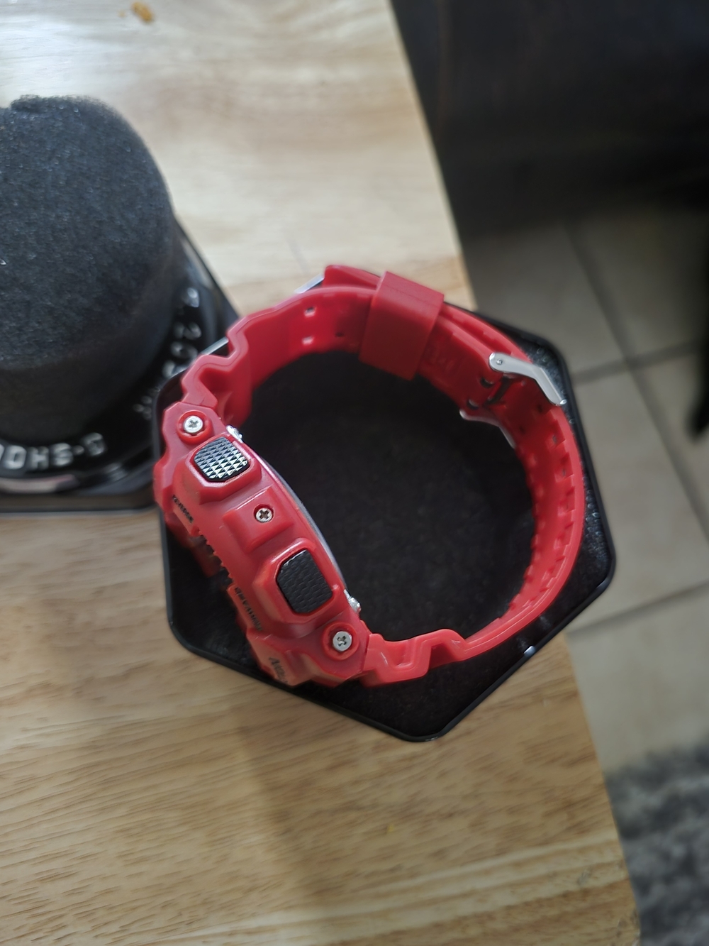 Casio G-Shock Red Multicolor Sport Watch - Picture 3 of 11